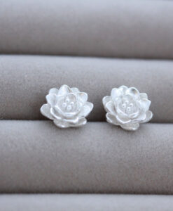 Sterling Silver Detailed Flower Studs